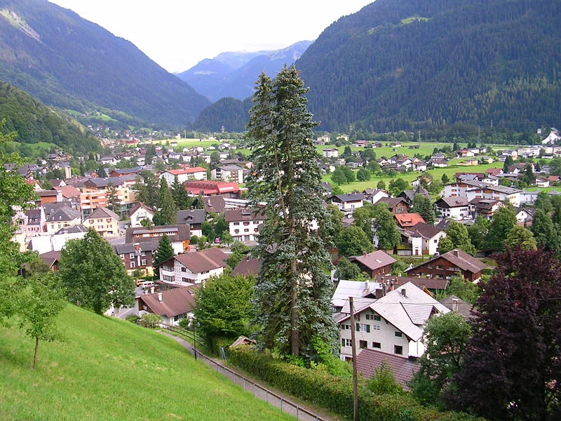 Schruns, Austria. Photo: Giacomo1970 (CC BY-SA 3.0); resized and converted to WebP.